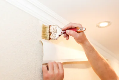 Pose de papier peint à la Chapelle-des-Fougeretz — revêtements muraux et toiles de verre
